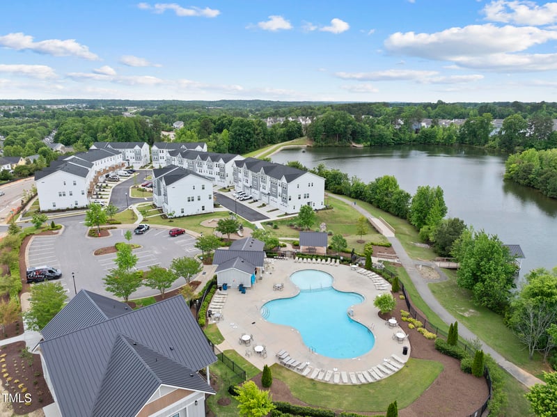 1605 Silo Point Dr, Wake Forest, NC 27587