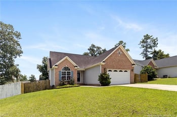 1605 Stanford Ct, Fayetteville, NC 28314