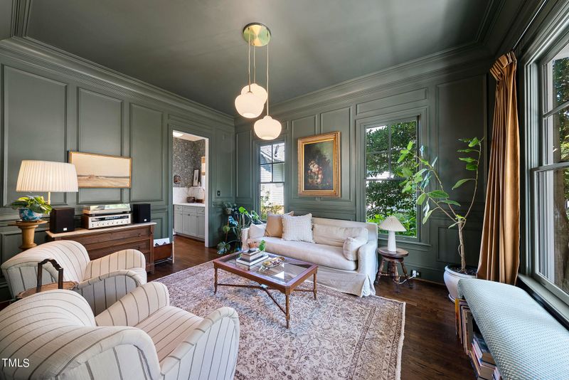 1605 Sunrise Ave, Raleigh, NC 27608