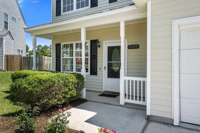 1605 Winway Dr, Raleigh, NC 27610