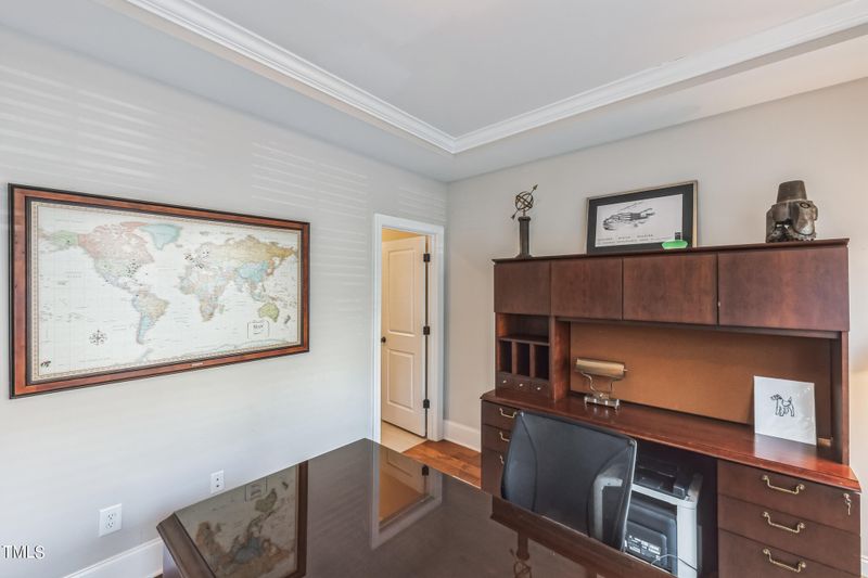 1606 Bowery Dr, Raleigh, NC 27607