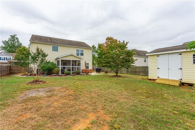 1606 Copper Cir, Mebane, NC 27302