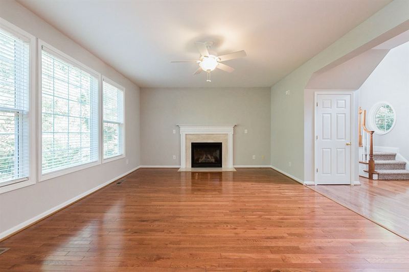 1606 Dunn Pl, Hillsborough, NC 27278