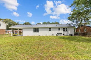 1606 Grandview Dr, Fayetteville, NC 28314
