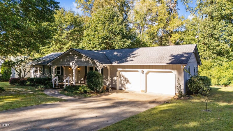 1606 Sycamore Dr, Garner, NC 27529