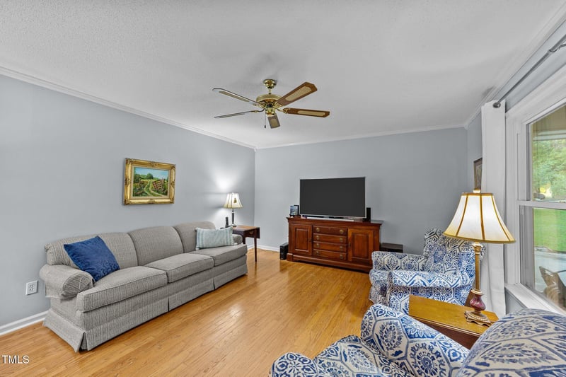 1606 Sycamore Dr, Garner, NC 27529