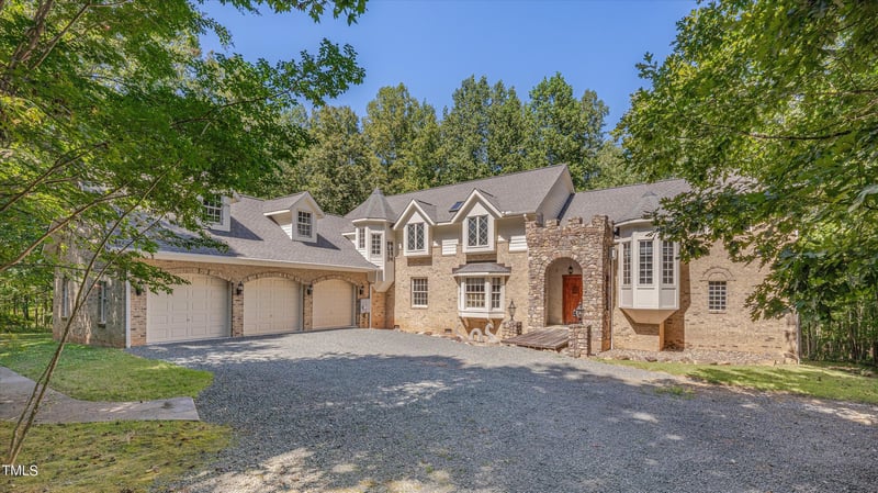 1607 Cates Hickory Hill Ln, Hillsborough, NC 27278