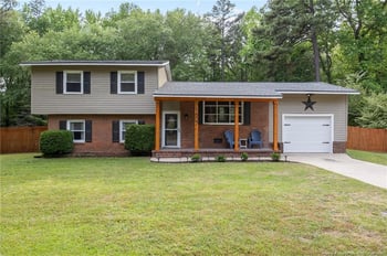 1607 Dolphin St, Spring Lake, NC 28390