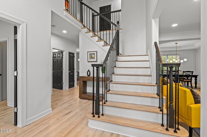 1607 Eagle Lodge Ln, Durham, NC 27703