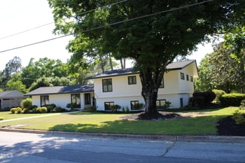 1607 Lakeshore Dr, Dunn, NC 28334