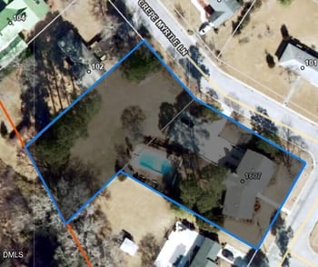 1607 Lakeshore Dr, Dunn, NC 28334