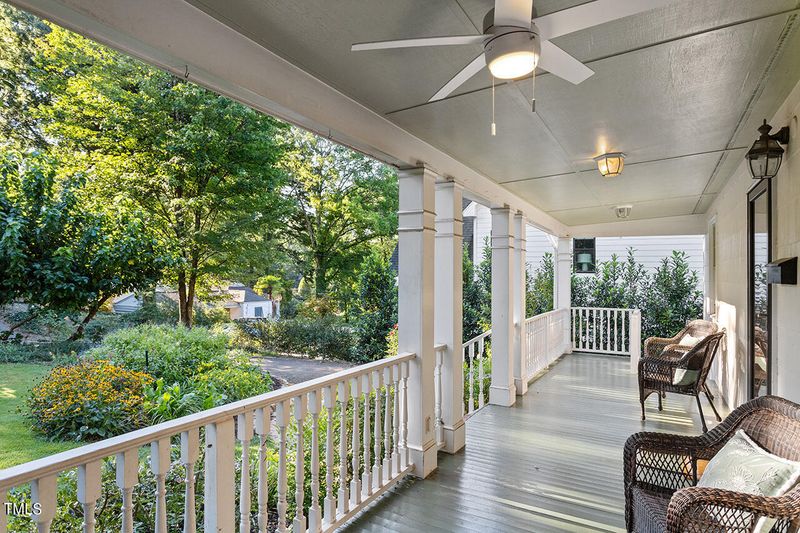 1607 Lorraine Rd, Raleigh, NC 27607