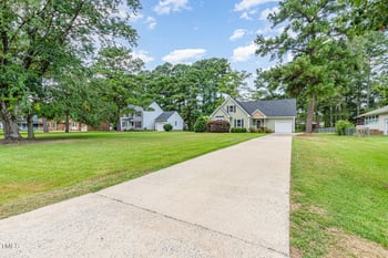 1607 Munroe Ln, Goldsboro, NC 27534