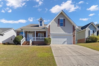 1607 Stonewood Dr, Fayetteville, NC 28306