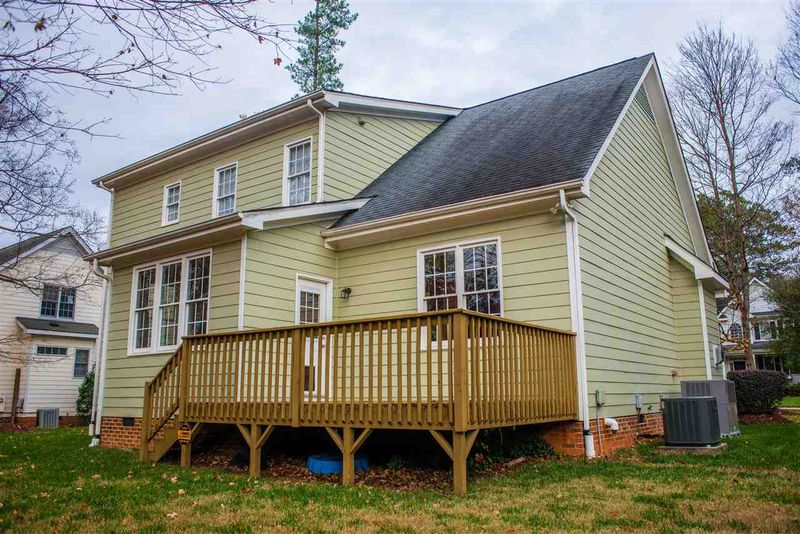 1607 Weatherford Cir, Raleigh, NC 27604