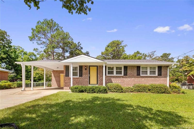 1608 Bingham Dr, Fayetteville, NC 28304