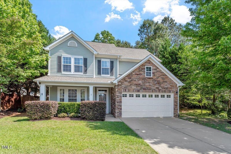 1608 Hayesville Dr, Fuquay Varina, NC 27526