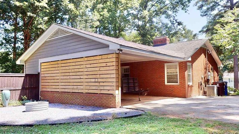 1608 Hermitage Rd, Sanford, NC 27330