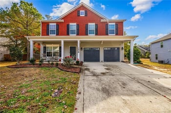 1608 Laguardia Dr, Hope Mills, NC 28348