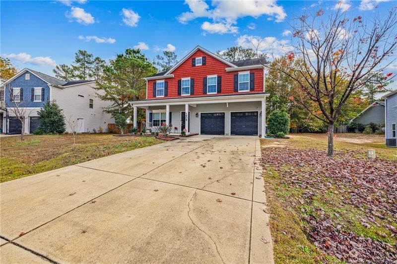 1608 Laguardia Dr, Hope Mills, NC 28348