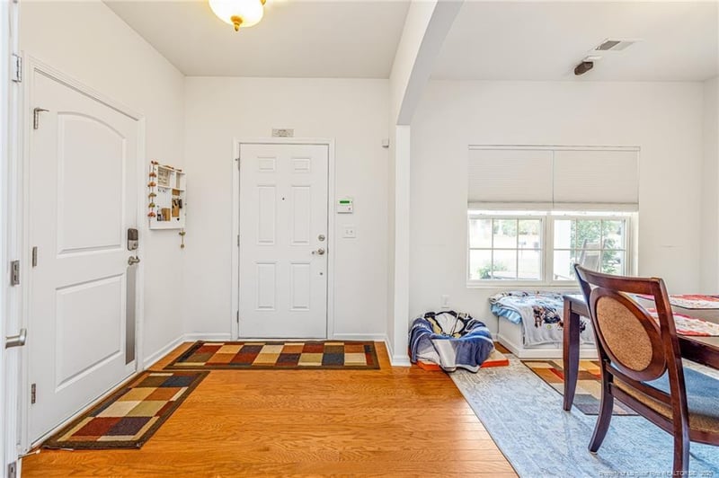 1608 Laguardia Dr, Hope Mills, NC 28348