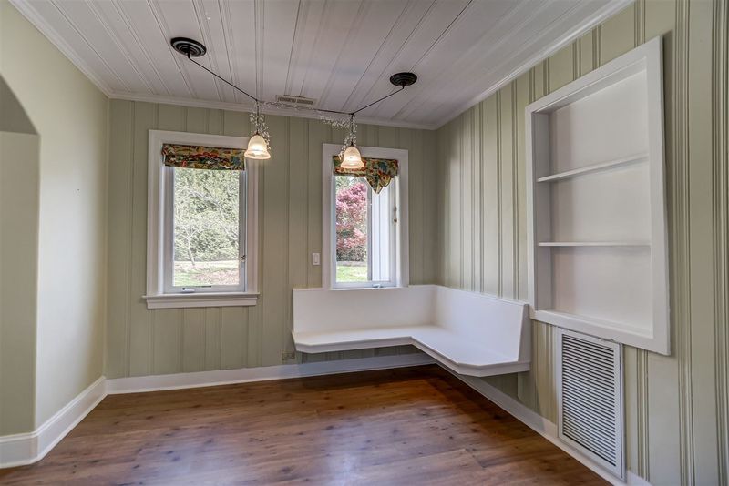 1608 S Main St, Fuquay Varina, NC 27526