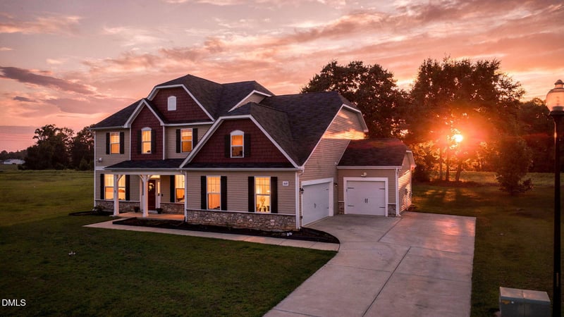 1608 Osprey Ridge Dr, Willow Springs, NC 27592