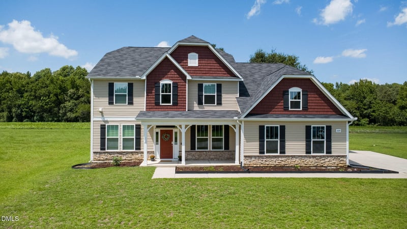 1608 Osprey Ridge Dr, Willow Springs, NC 27592