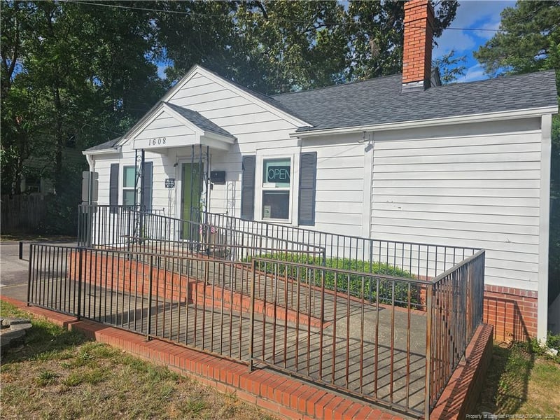 1608 Ramsey St, Fayetteville, NC 28301