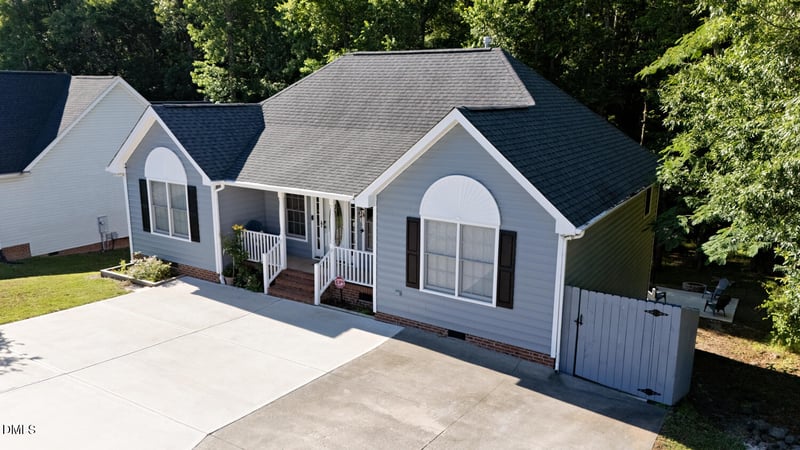 1608 Rogers Pointe Ln, Creedmoor, NC 27522