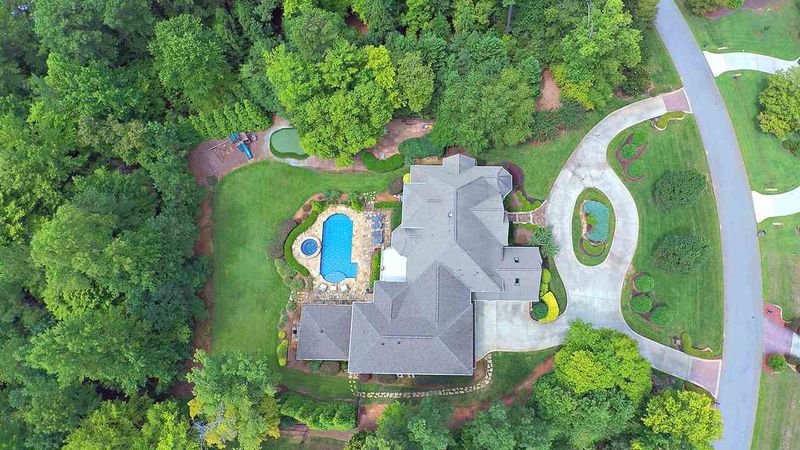1608 Sharnbrook Ct, Raleigh, NC 27614
