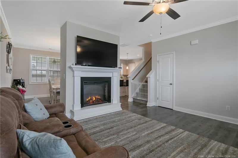 1608 Stackhouse Dr, Fayetteville, NC 28314