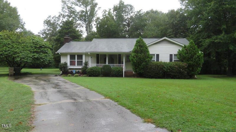 1608 Sycamore Dr, Garner, NC 27529