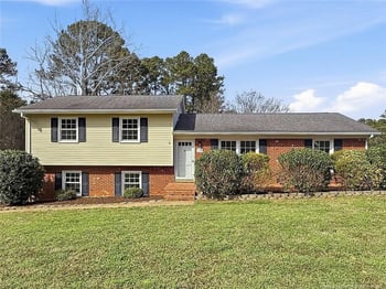 1608 Truman Dr, Sanford, NC 27330