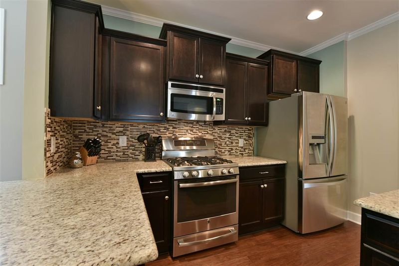 1608 Waddell Ct, Durham, NC 27703