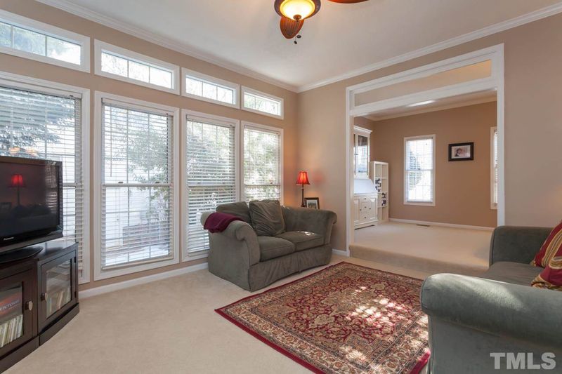 1609 Bellechasse Dr, Raleigh, NC 27615