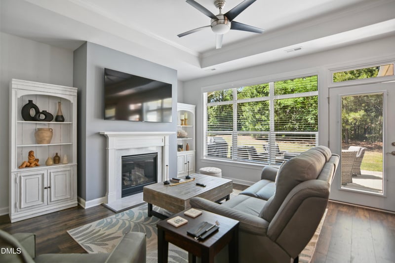 1609 Bloomsbury Manor Dr, Durham, NC 27703