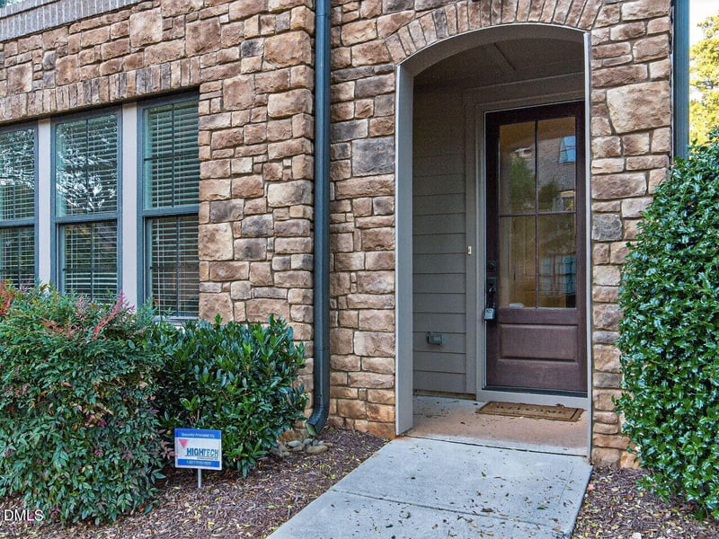 1609 Bowery Dr, Raleigh, NC 27607