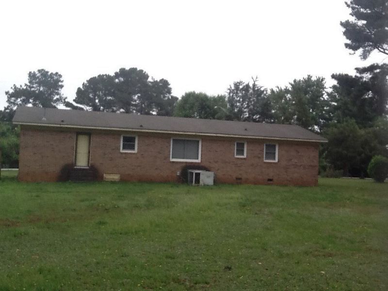 1609 Cameron Dr, Wake Forest, NC 27587
