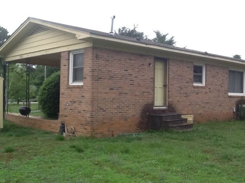 1609 Cameron Dr, Wake Forest, NC 27587