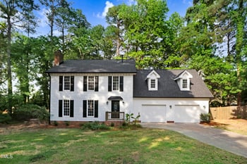 1609 Falls Ct, Raleigh, NC 27615