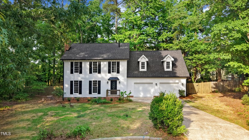 1609 Falls Ct, Raleigh, NC 27615