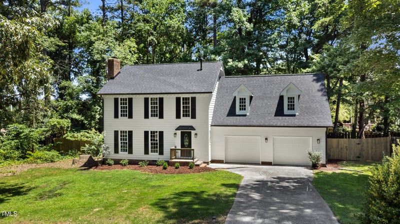 1609 Falls Ct, Raleigh, NC 27615