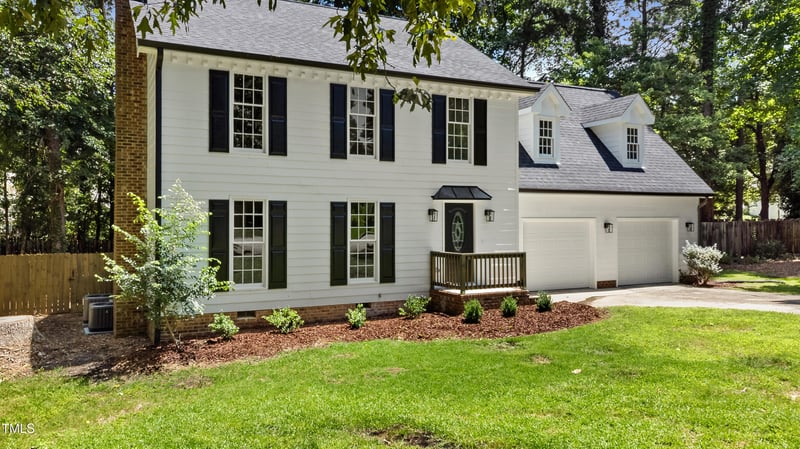 1609 Falls Ct, Raleigh, NC 27615