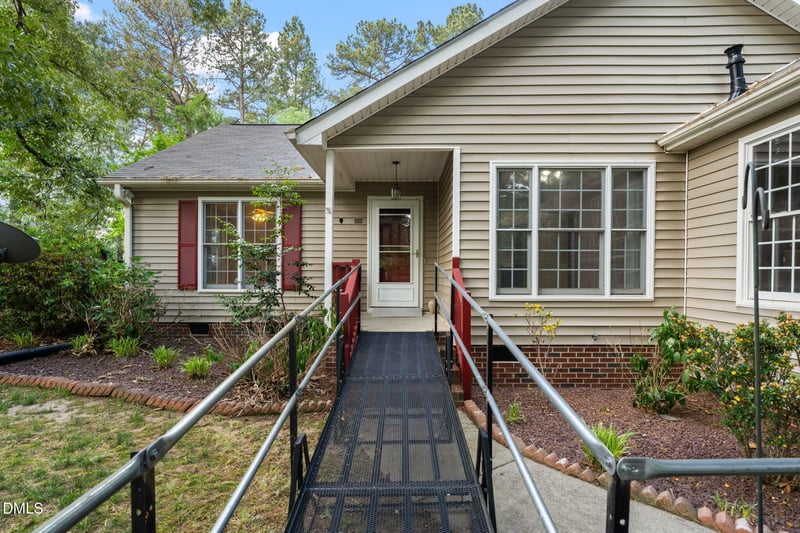 1609 Forest Lynks Dr, Wake Forest, NC 27587