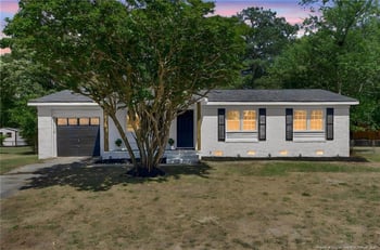 1609 Grandview Dr, Fayetteville, NC 28314