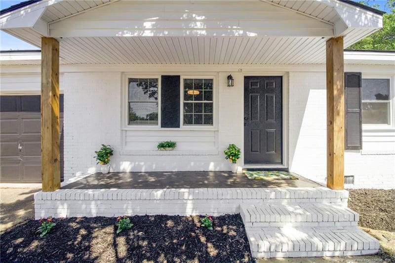 1609 Grandview Dr, Fayetteville, NC 28314