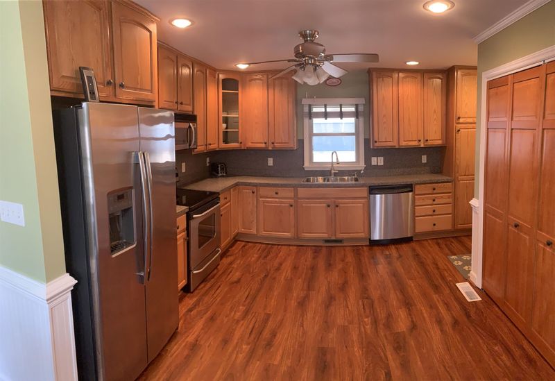 1609 Habbot Dr, Raleigh, NC 27603