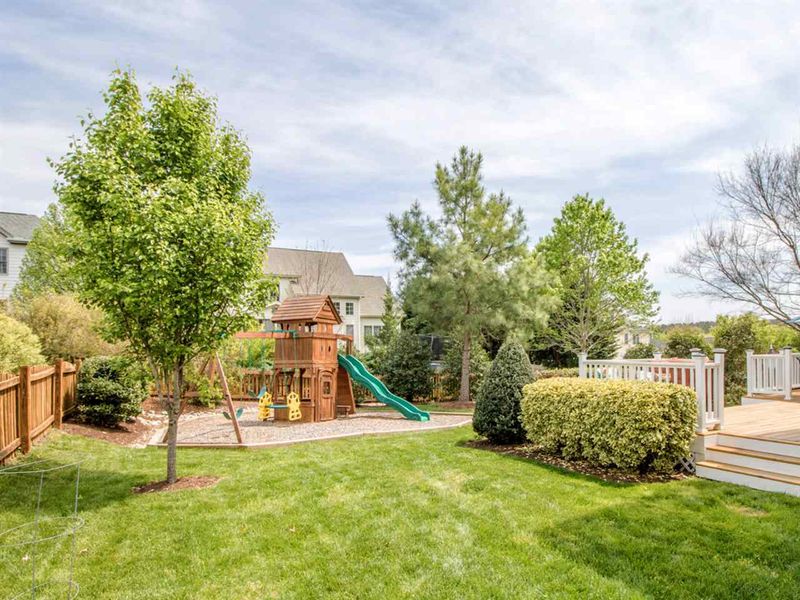 1609 Heritage Garden St, Wake Forest, NC 27587
