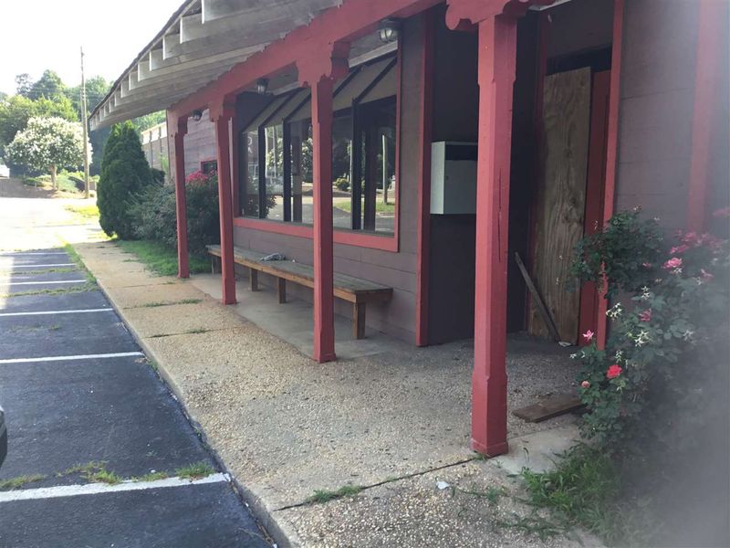 1609 S Horner Blvd, Sanford, NC 27330